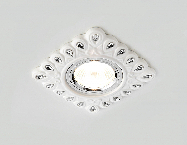 Встраиваемый светильник Ambrella D5550 W/CL белый прозрачный керамика
